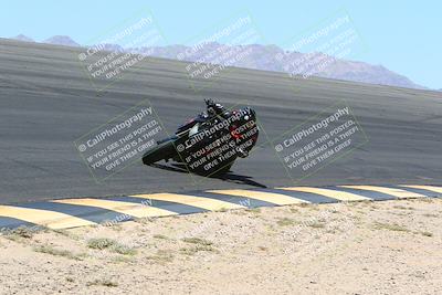 media/May-14-2022-SoCal Trackdays (Sat) [[7b6169074d]]/Bowl (1120am)/